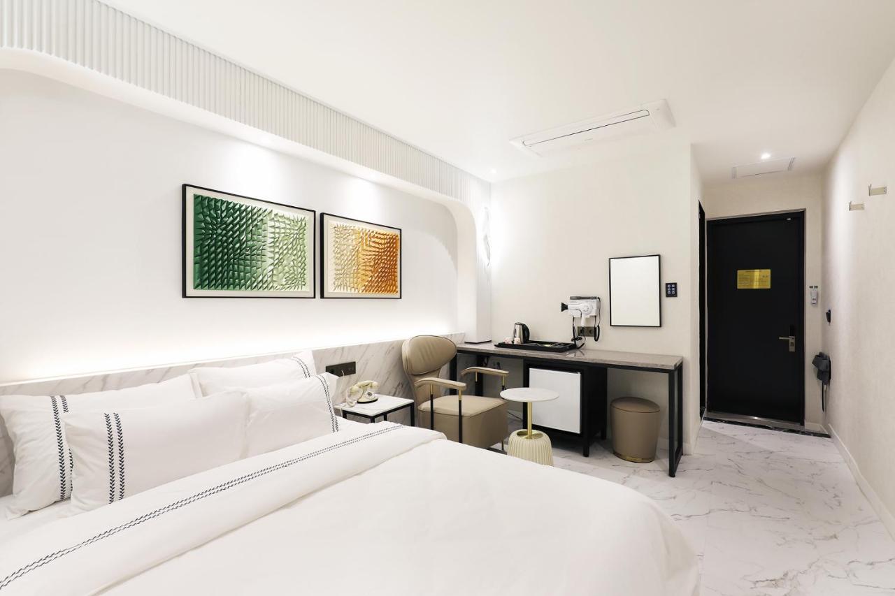 Mari Hotel Чхунджу Экстерьер фото