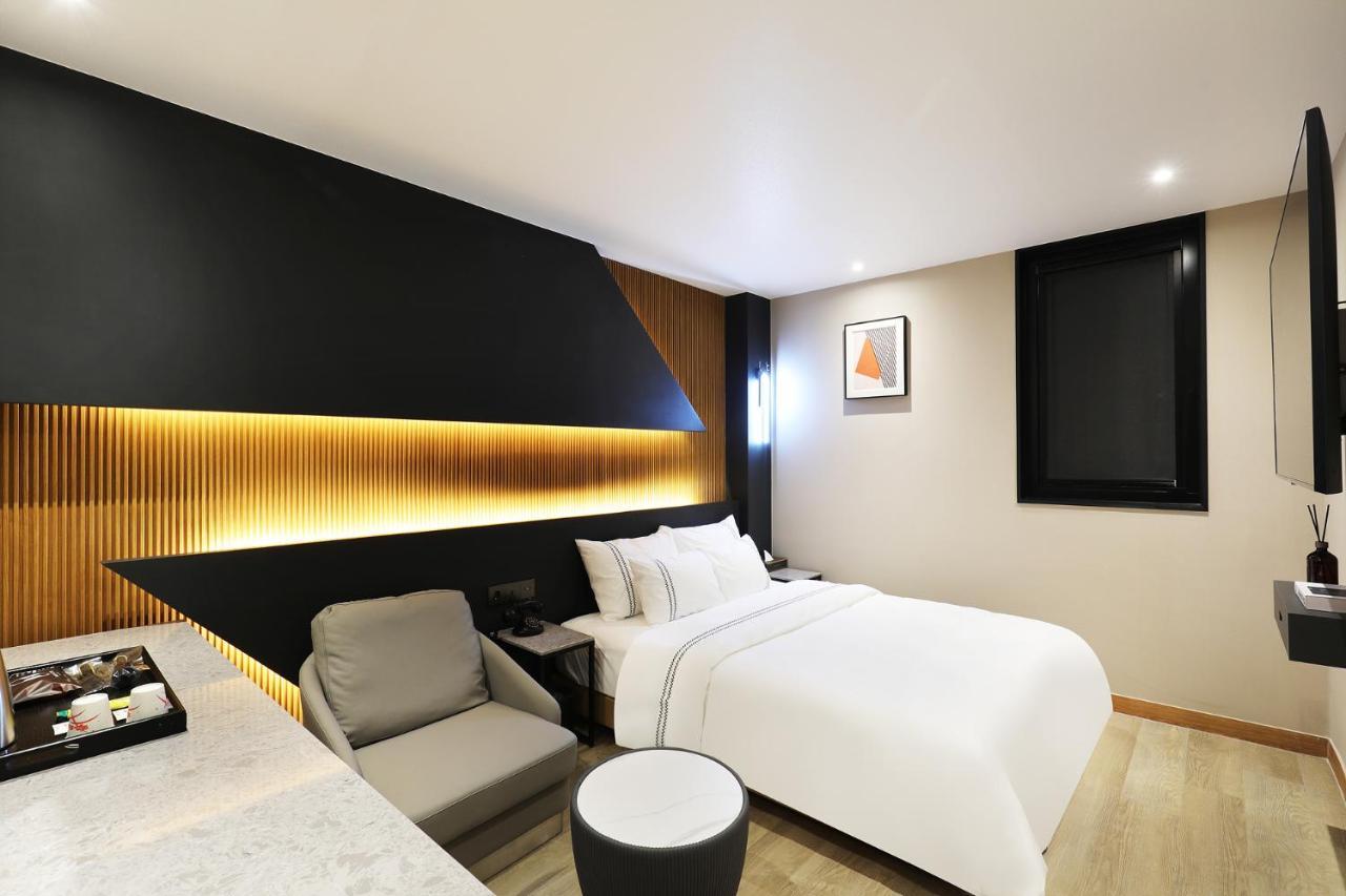 Mari Hotel Чхунджу Экстерьер фото